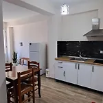 Appartments Kristi&iris Βίλα Vlorë