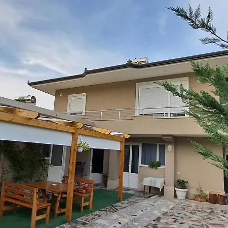 Вилла Appartments Kristi&iris Влёра