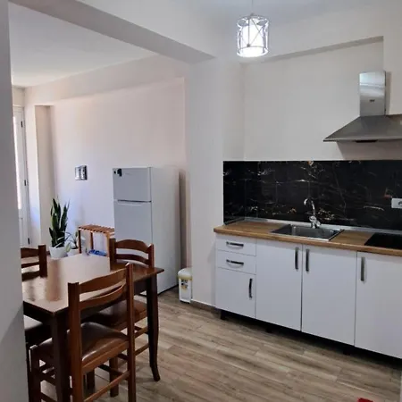 Appartments Kristi&iris 别墅 Vlorë